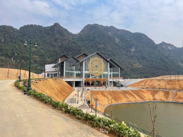 Vé Cáp Treo Tiêu Chuẩn Người Lớn 1 Chiều - Hình ảnh 12